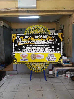 Papan Bunga di Sambung Gajah